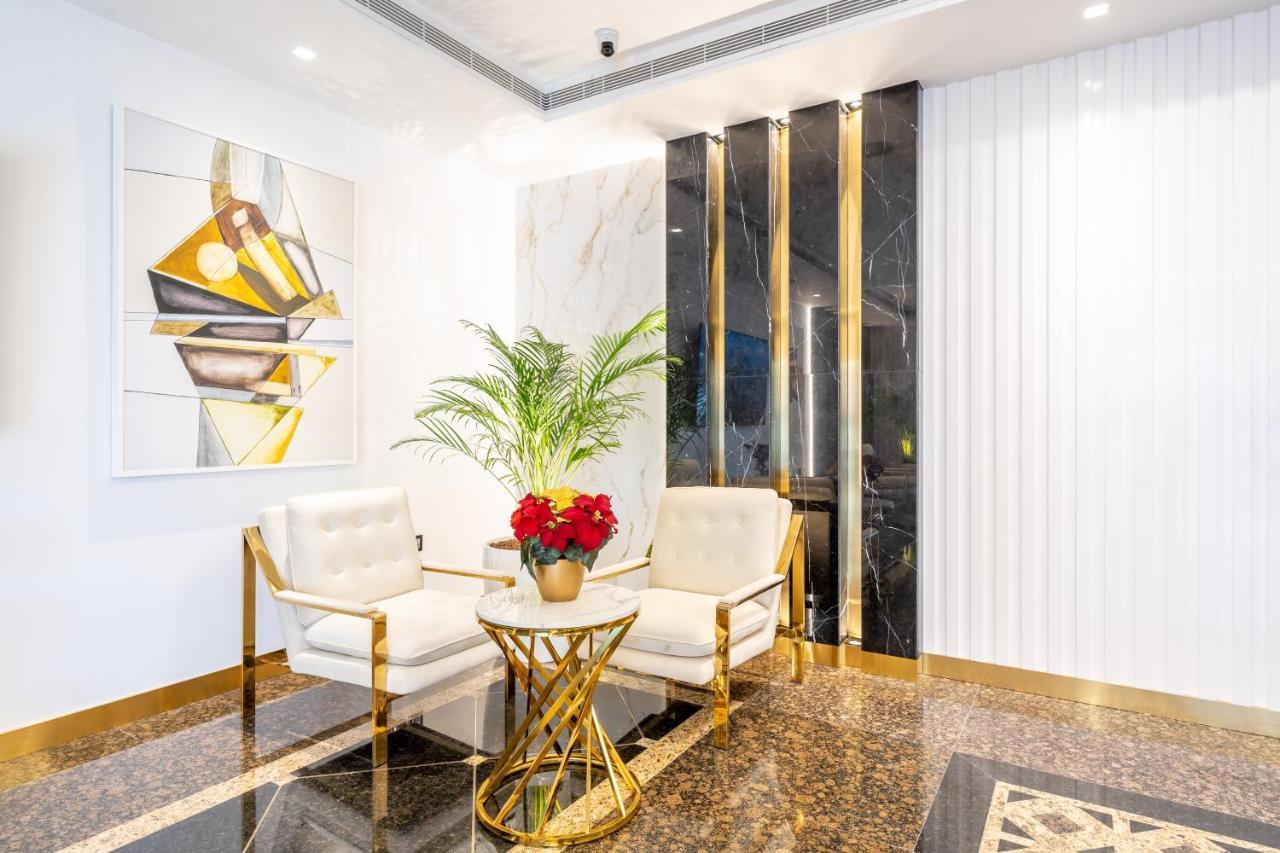 Veer Apartments - 82Nd Floor Princess Tower - Palm View 두바이 외부 사진